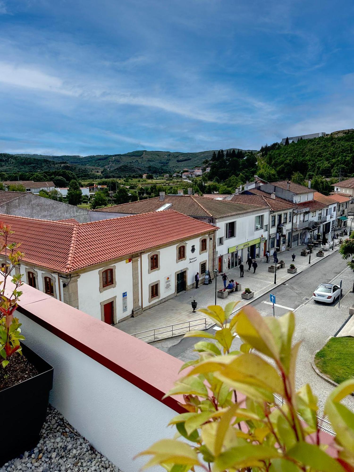 Casa Sousa - 3Rd Generation Boticas Exterior photo